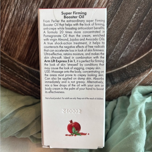 Perlier Melograno Pomegranate Firming Booster Oil - White - Picture 2 of 6